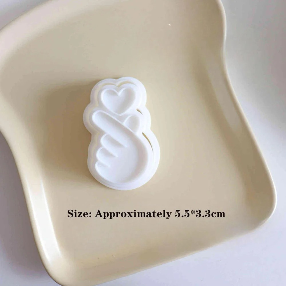 Emporte-pièces Geste d'Amour,  - Baking Kitchen Diy avis et prix